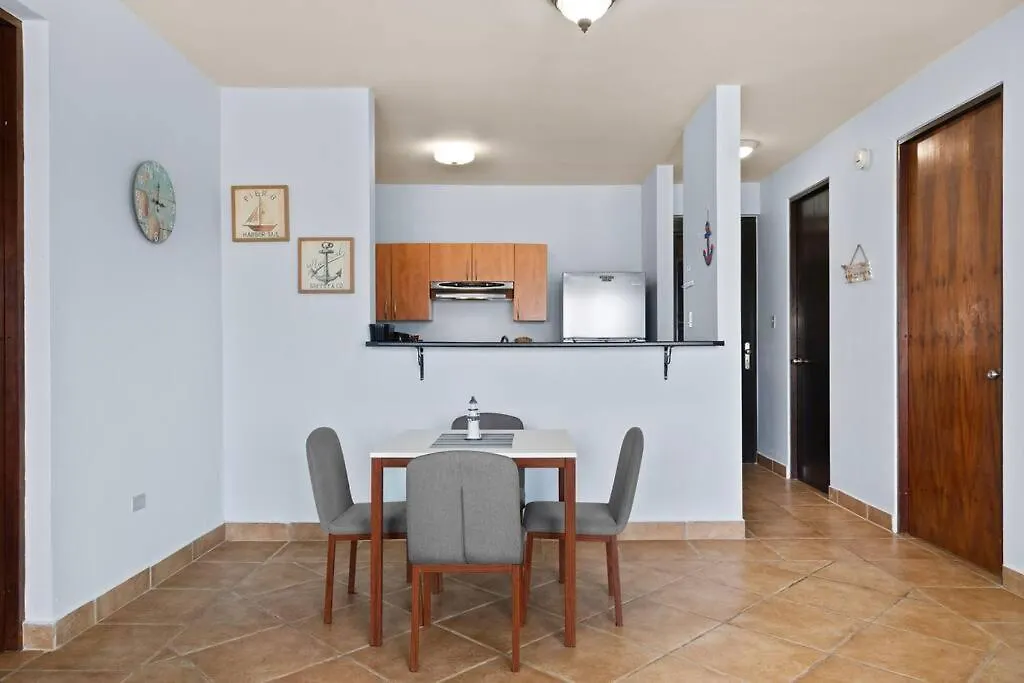 Splash & Sand Suites Tower 705 Luquillo Apartment